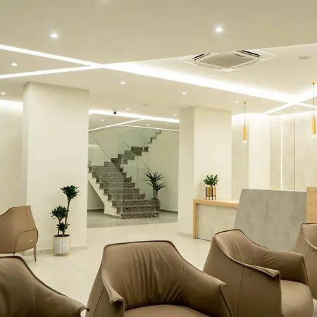 Patio فندق 4*